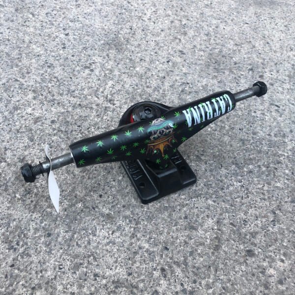 Catrina Rey Cannabis Trucks 8"