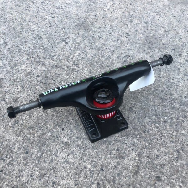 Catrina Rey Cannabis Trucks 8"